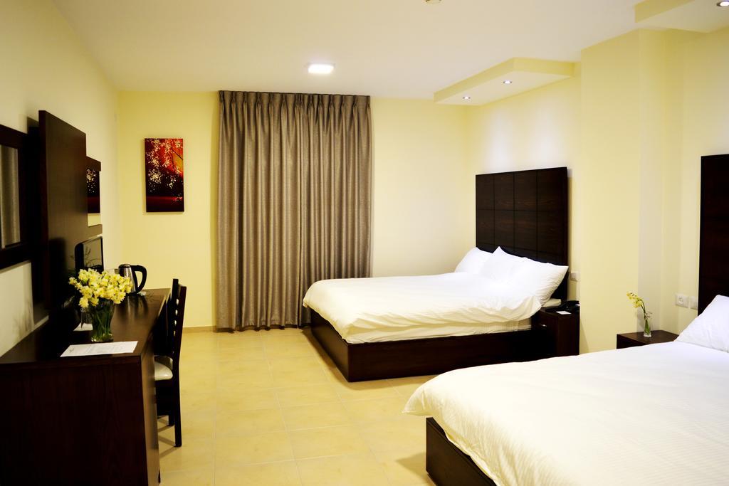 רמאללה Taybeh Golden Hotel מראה חיצוני תמונה