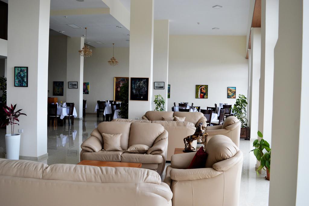 רמאללה Taybeh Golden Hotel מראה חיצוני תמונה